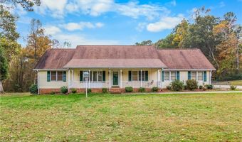 1320 Pratt Rd, Ararat, NC 27007