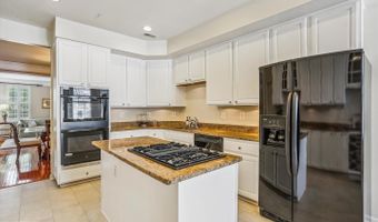 805 GAITHER Rd, Rockville, MD 20850