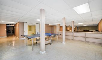 27 Southview Ter S, Middletown, NJ 07748