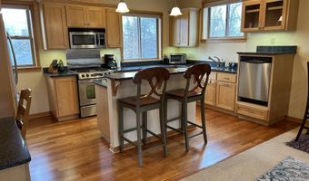 1249 Iowa, Ashland, OR 97520