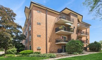 1217 S Old Wilke Rd 101, Arlington Heights, IL 60005