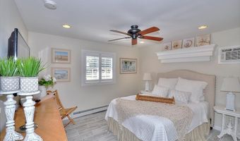 21 Drake Dr, Bayville, NJ 08721