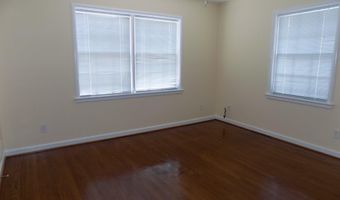 138 S ABINGDON St, Arlington, VA 22204