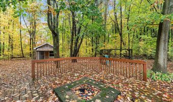 10161 68th Ave, Allendale, MI 49401