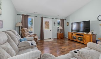 1911 Greyson Dr, Auburn, IN 46706