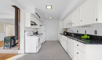 510 DUANE St, Astoria, OR 97103