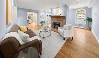 5714 HUNTINGTON Pkwy, Bethesda, MD 20814