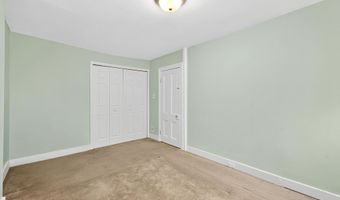 103 W 33RD St, Bayonne, NJ 07002