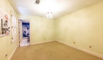 2714 Dover Ln, Albany, GA 31721