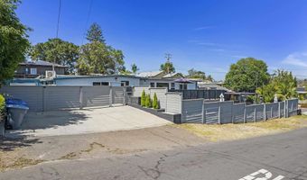 6784 Alamo Way, La Mesa, CA 91942