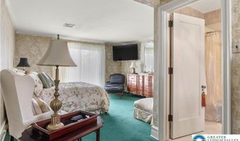 2730 Chew St, Allentown, PA 18104