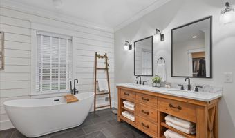 6 Pigeon Hill Rd, Brookline, NH 03033