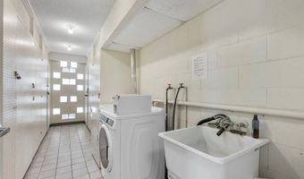 509 University Ave 707, Honolulu, HI 96826