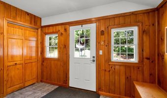 218 Donahue Rd, Barre, VT 05654