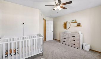 15592 Eagles Nest Way, Apple Valley, MN 55124