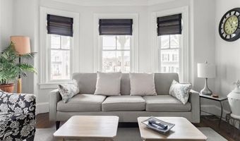 16 Carroll Ave, Newport, RI 02840