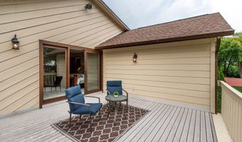 3154 Waucheeta Trl, Madison, WI 53711
