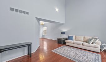 1696 Reserve Ct, Ann Arbor, MI 48103