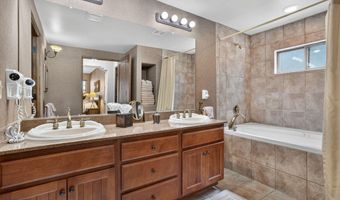 36601 N MULE TRAIN Rd A40, Carefree, AZ 85377