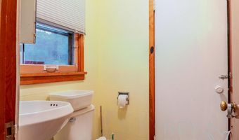 1344 Alger Ave, Cody, WY 82414