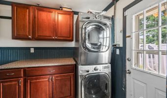 399 Hudson Blvd, Avenel, NJ 07001