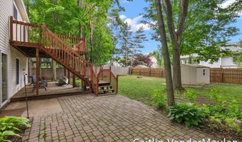 11035 Timberline Dr, Allendale, MI 49401