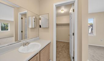 1606 Madaline Dr, Avenel, NJ 07001
