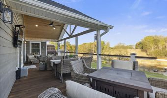 340 Back 9 Dr, Baneberry, TN 37890