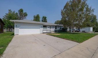 925 River View Dr, Cody, WY 82414