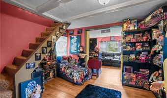 106 Providence Ave, East Providence, RI 02915