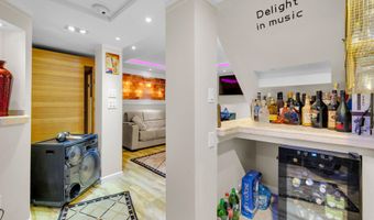 16 Weathervane Rd 16, Bristol, CT 06010