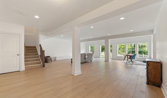 23721 SAFFLOWER Ct, Ashburn, VA 20148