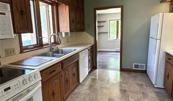 1703 3rd St NE, Austin, MN 55912