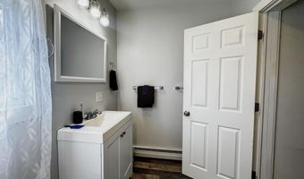 99 Coolidge Ave, Bennington, VT 05201