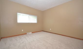 625 Hillman Rd, Akron, OH 44312