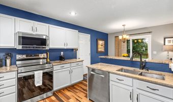 123 Dooley Ct SW, Altoona, IA 50009