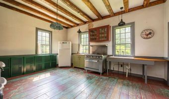 1199 Goss Hill Rd, Barnet, VT 05821