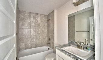 4023 TULLAMORE Ln, Auburndale, FL 33823