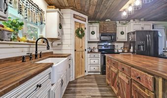 2230 Shirley Rd, Allardt, TN 38504