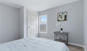 61 Everson Dr, Glocester, RI 02814