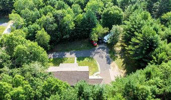 77 Trapper Rd, Campton, NH 03223