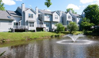 4471 Hillside Ct, Ann Arbor, MI 48105