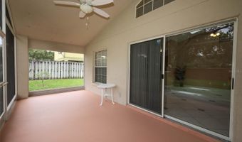 1052 ROYAL OAKS Dr, Apopka, FL 32703