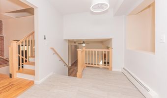 1520 Traver Rd, Ann Arbor, MI 48105