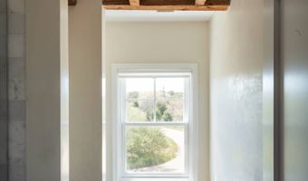 8-10 Old Lazy Point Rd, Amagansett, NY 11930