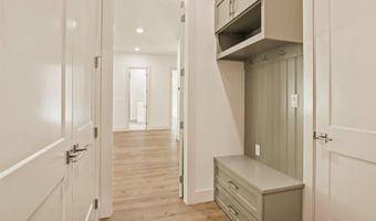 24 Zarina Ln Ln, Hot Springs Village, AR 71909