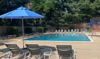 3231 SUTTON Pl NW A, Washington, DC 20016