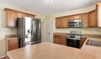 892 Flying Sun Dr, Avon, IN 46123