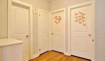 187 W 48TH St, Bayonne, NJ 07002