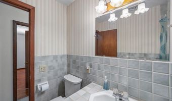 168 Linden Cir, Apple Valley, MN 55124